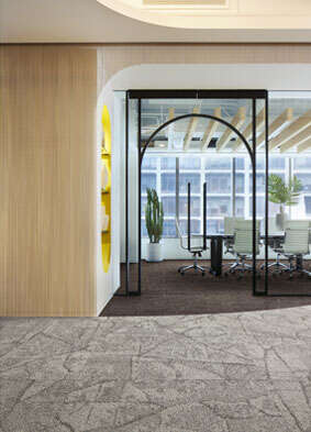 Lost Palms Carpet Tile